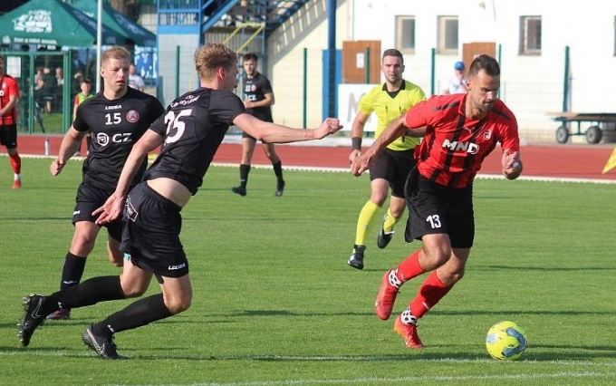 FK Hodonín : ČSK Uherský Brod 2:0 (2:0)