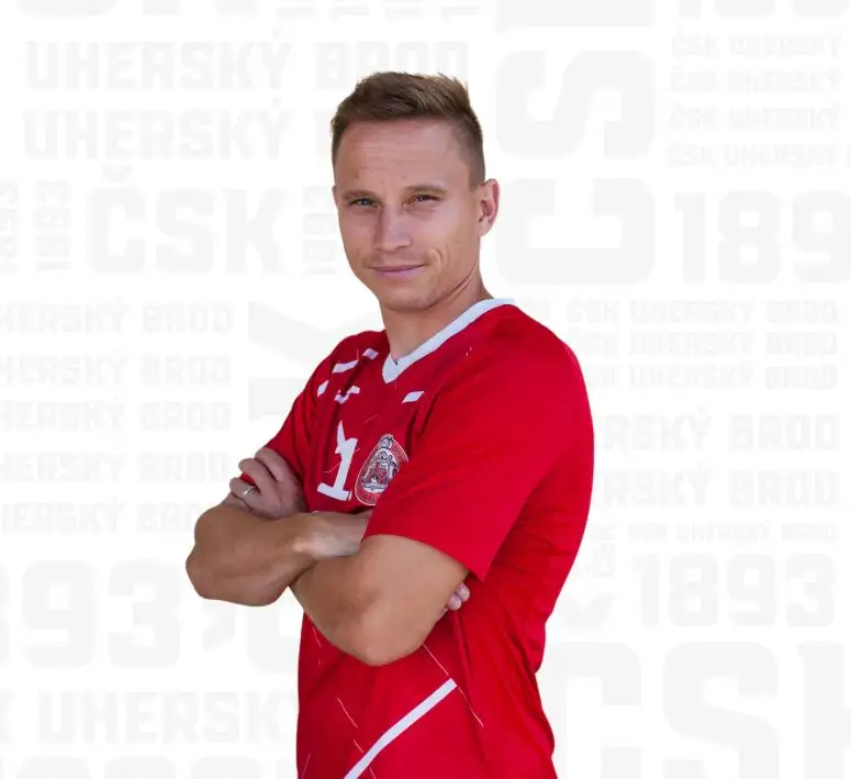 PŘEDSTAVUJEME VÁM... Tomáš Jeleček #18