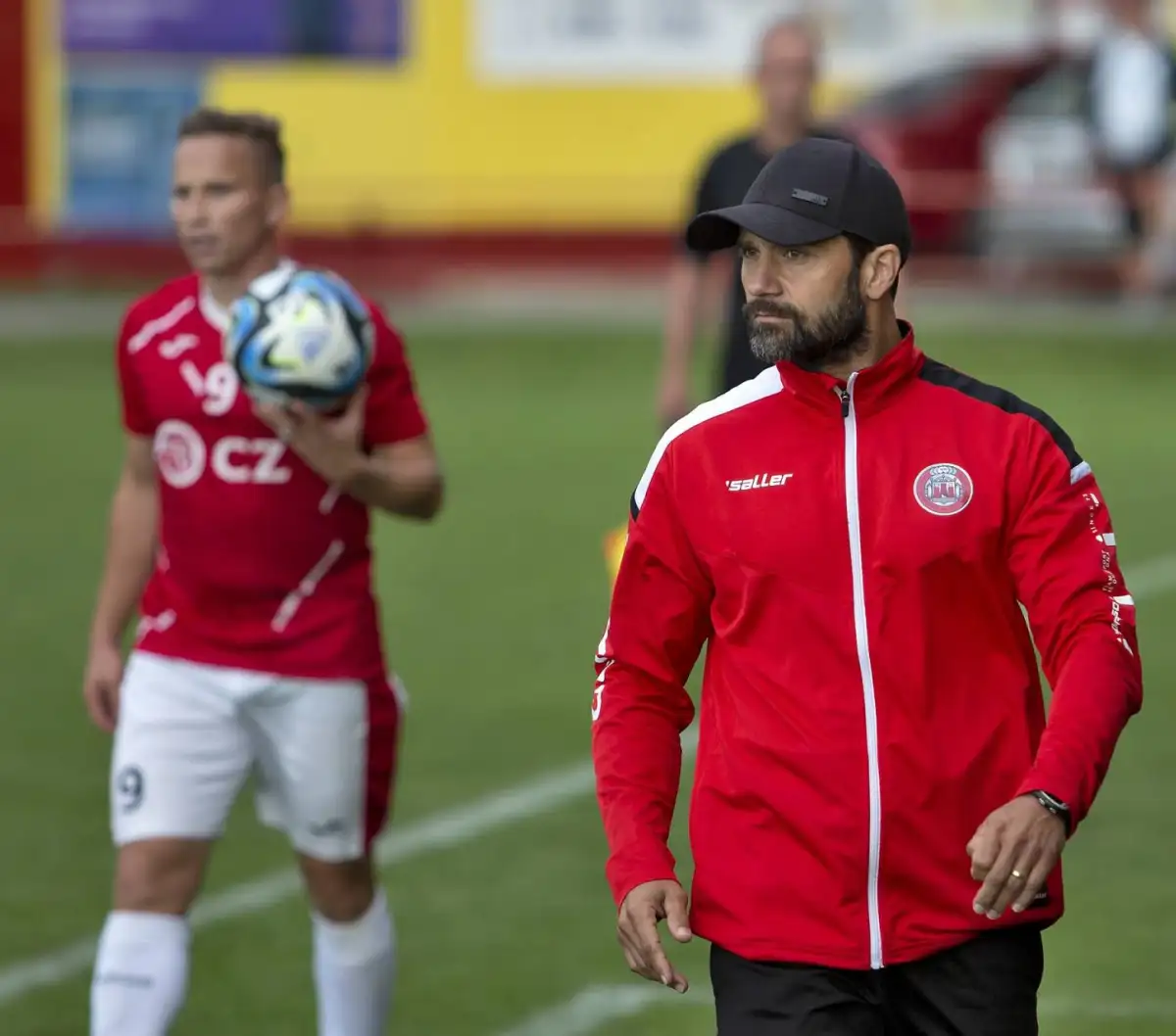 "Hráči dokázali něco neskutečného," hodnotí sezónu trenér Roman Dobeš