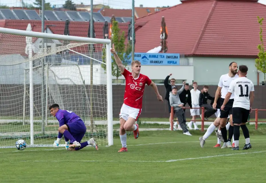 S Lanžhotem jsme znovu remizovali, v závěru srovnal Šimon Chwaszcz