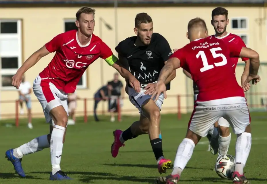 PŘEDZÁPASOVÉ PREVIEW - FC Hlučín