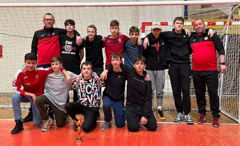 Starší žáci se zúčastnili halového Bobík cupu