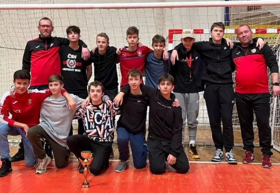 Starší žáci se zúčastnili halového Bobík cupu