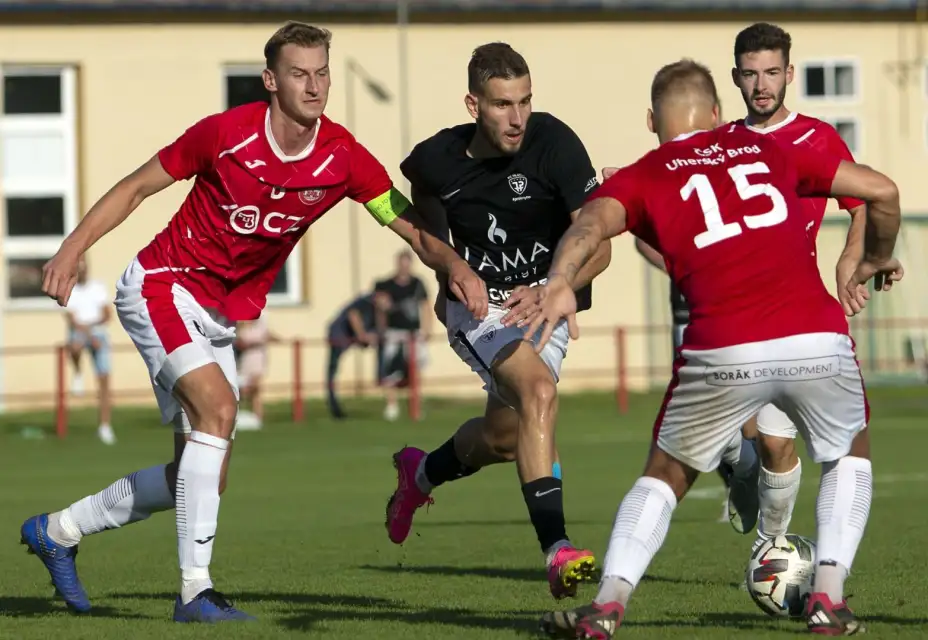 PŘEDZÁPASOVÉ PREVIEW - FC Hlučín